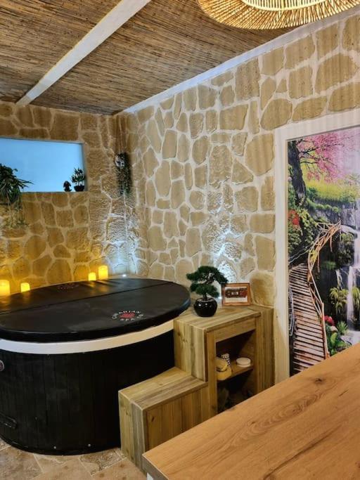 Les Spas De La Mer, Suite & Spa, Love Room, Plein Coeur Du Grau เลอ โกร-ดู-รัว ภายนอก รูปภาพ