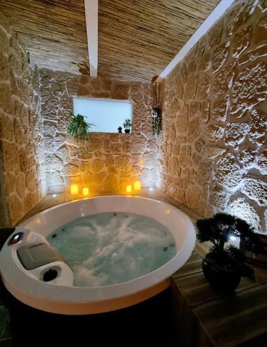 Les Spas De La Mer, Suite & Spa, Love Room, Plein Coeur Du Grau เลอ โกร-ดู-รัว ภายนอก รูปภาพ